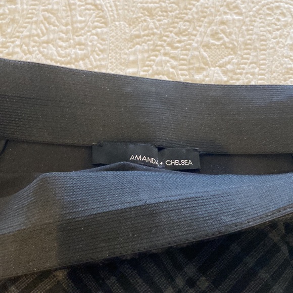 Skirt - Picture 4 of 4